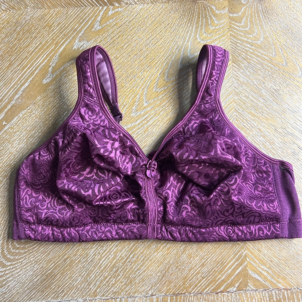 BREEZIES Plum Lace Plus Size Seamless Wirefree Bra A260367 No Padding 38D